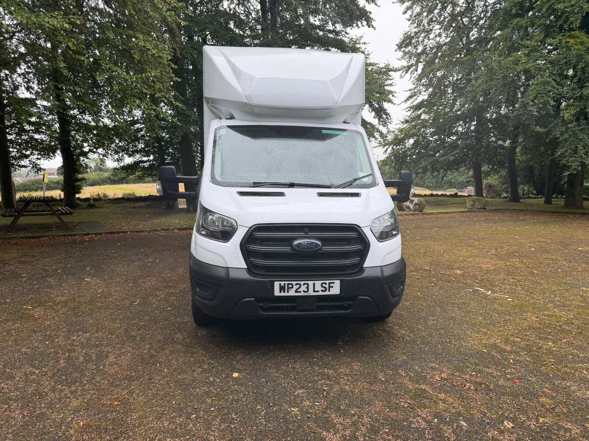 Ford Transit 2023 - Image 2