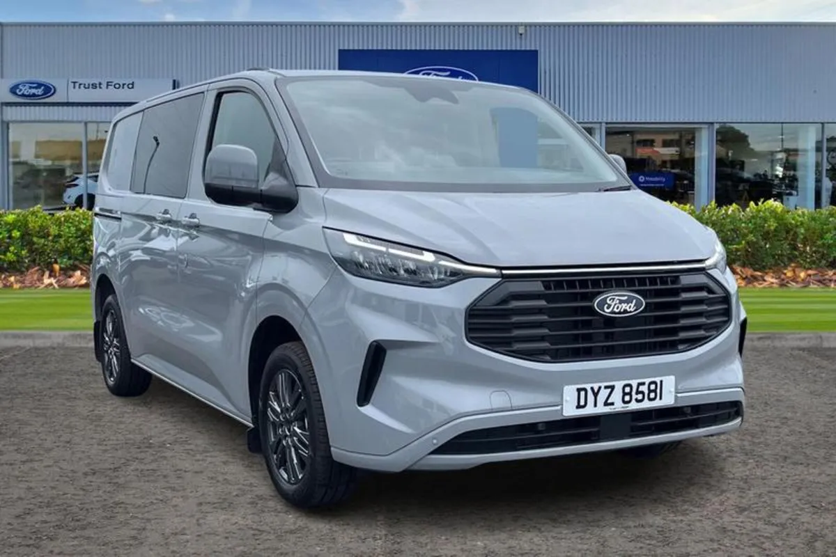 Ford Transit Custom 320 Limited L1 SWB Double Cab - Image 1