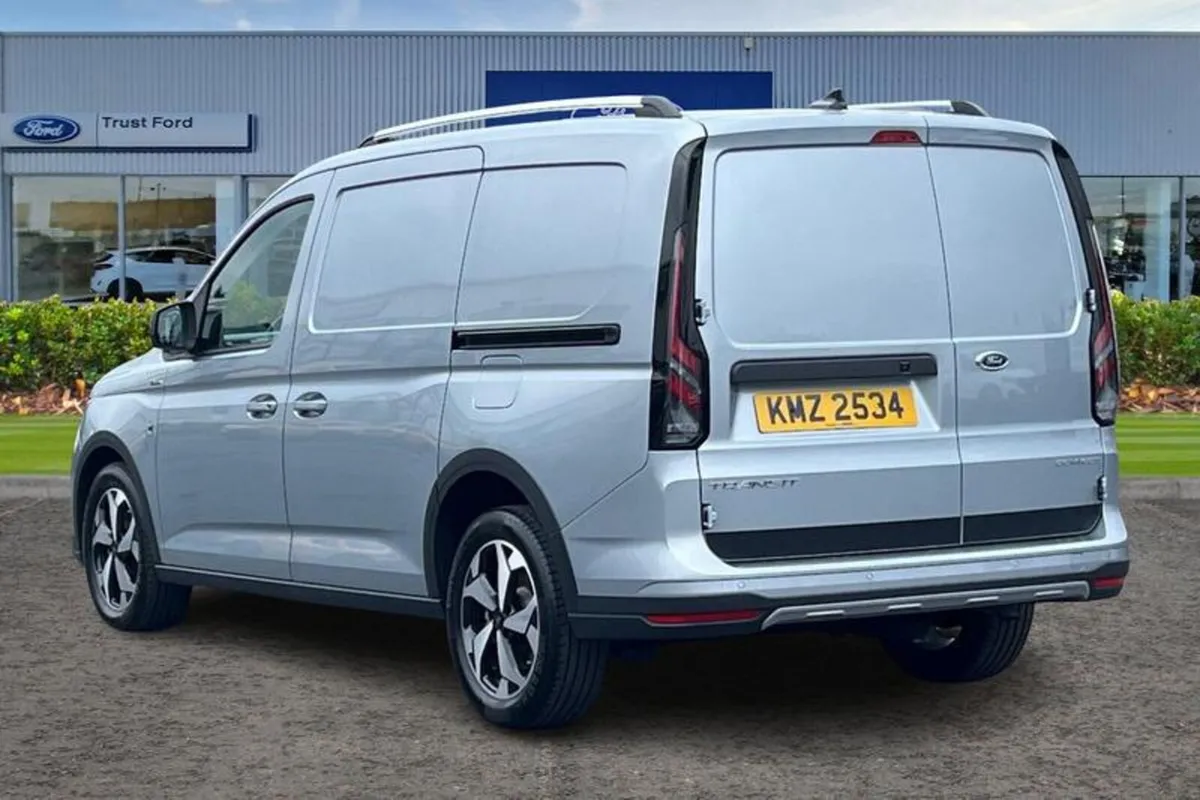 Ford Transit Connect 240 Active AUTO L1 SWB FlexCa - Image 2