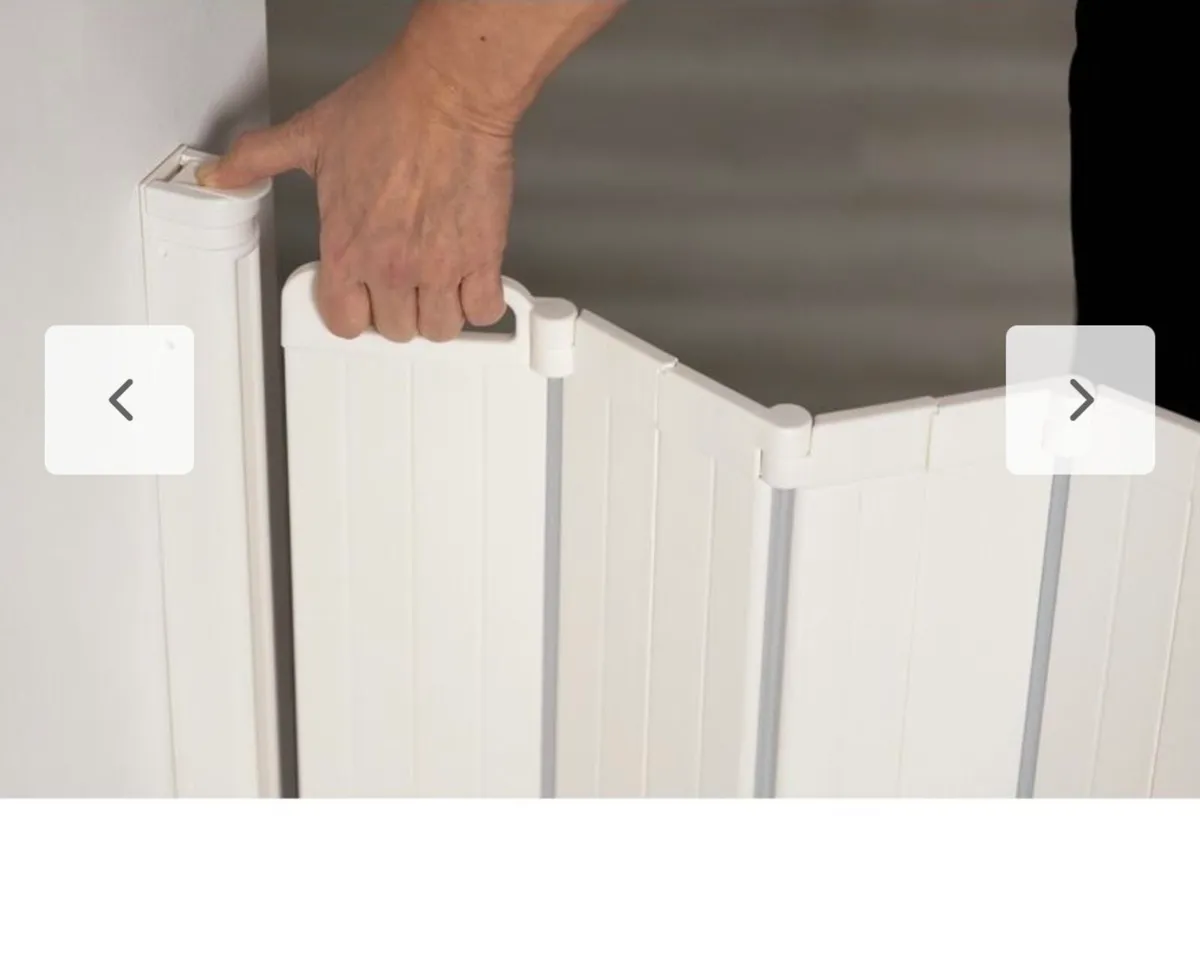 Child safety stair gates - Image 3