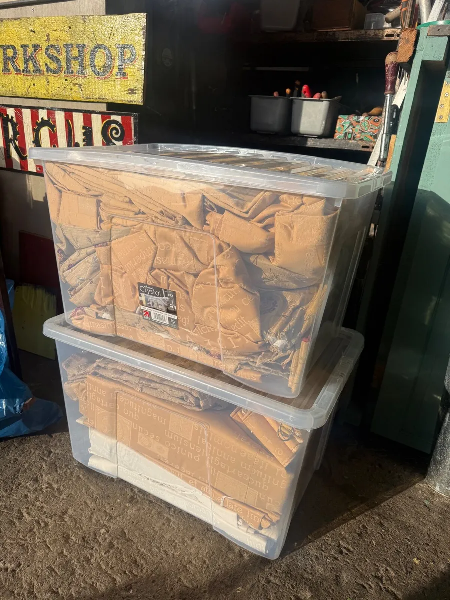 Two large boxes convent curtains - Image 3