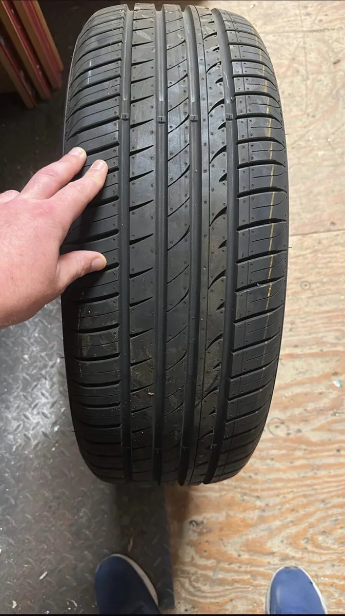 Alloy & Tyre 2018 Kia Sportage - Image 2