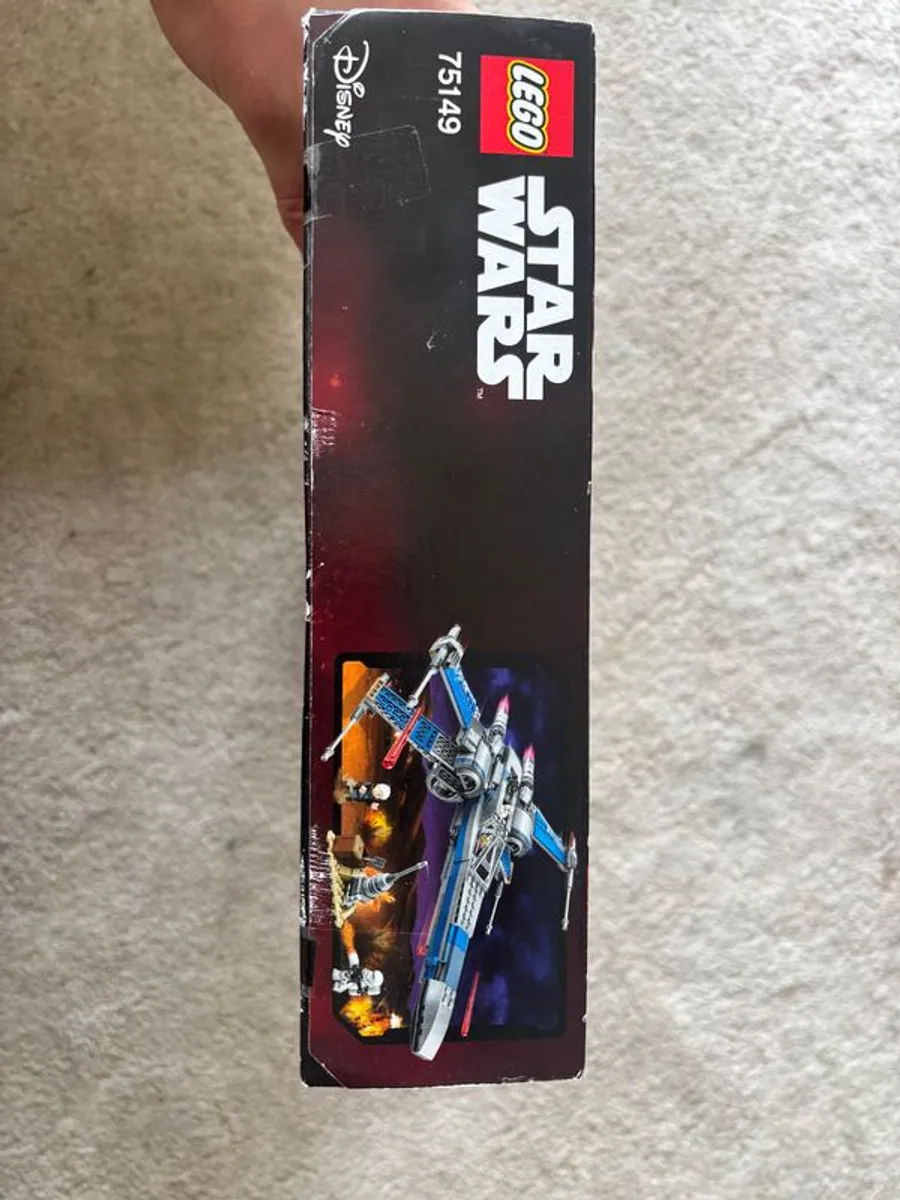 Star Wars Lego Resistance X-Wing fighter 75149 - Image 2