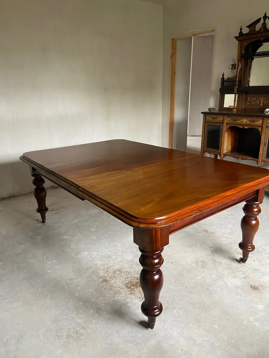William IV extended dining table - Image 1