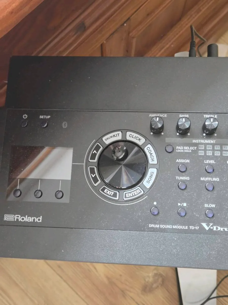 Roland TD-17KV all mesh Electric drum kit - Image 3