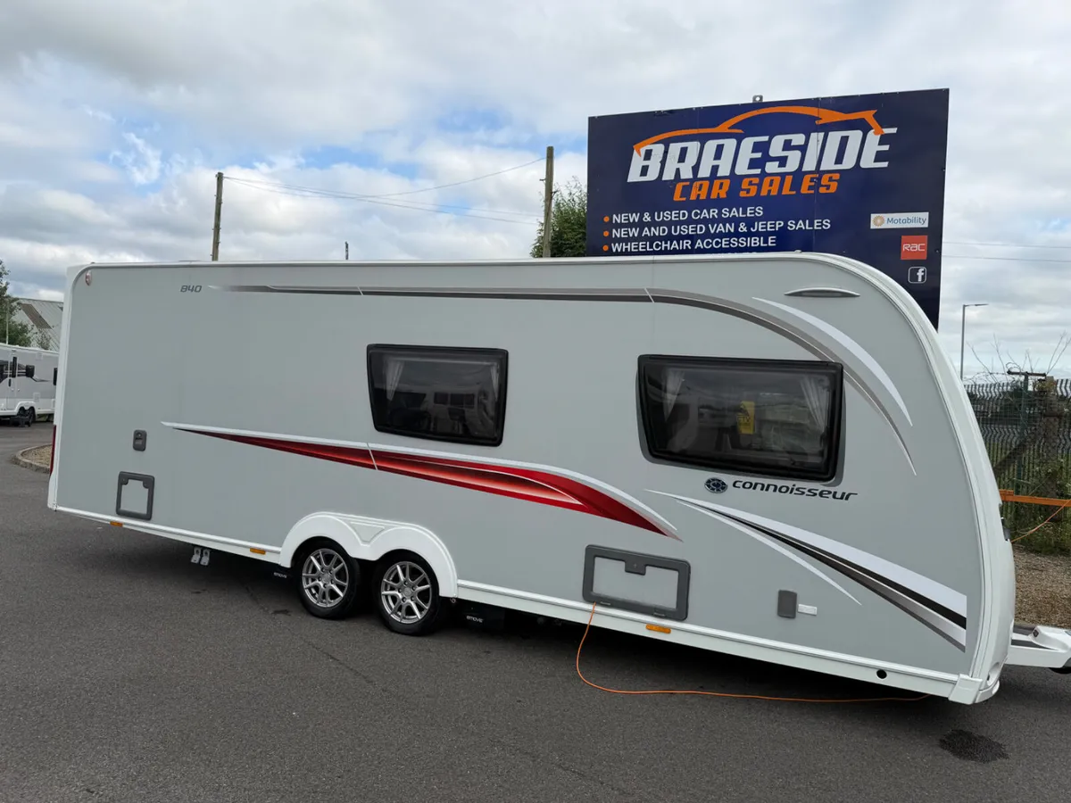 2018 COMPASSS CONNOISSEUR 840 6/7 BERTH H/SPEC - Image 2