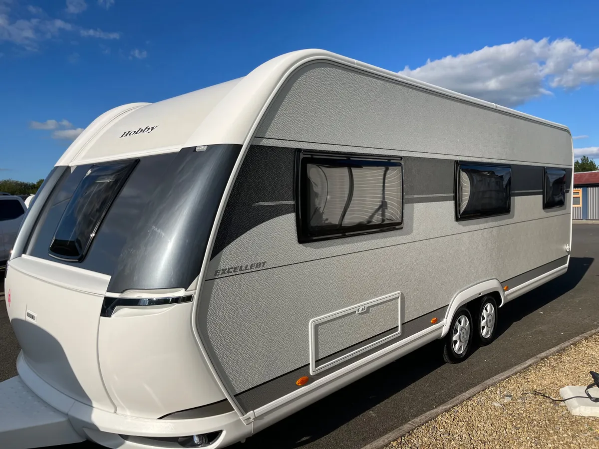2023 HOBBY 650 UMFE 5/6 BERTH LUX CARAVAN - Image 3