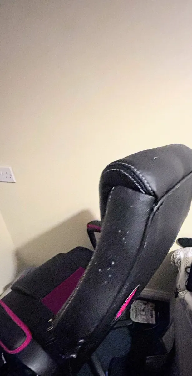 Office or gaming chair - Image 2