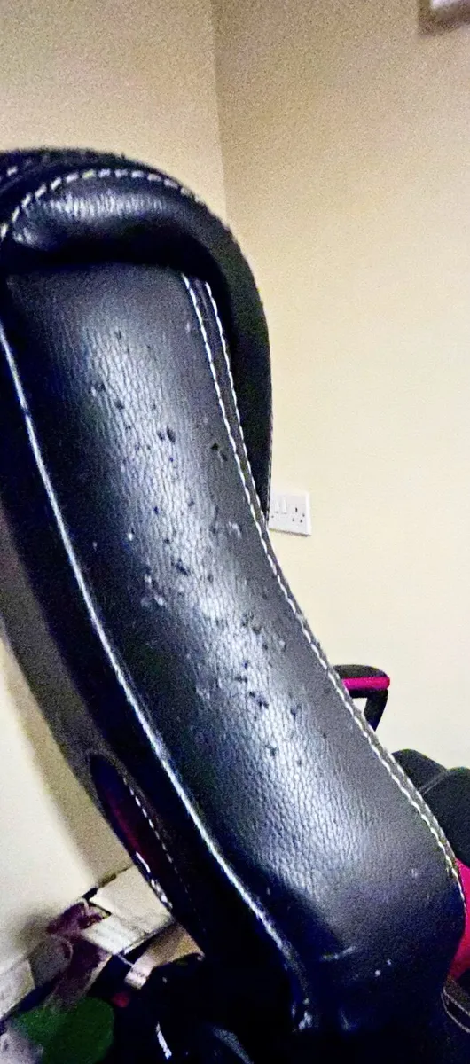 Office or gaming chair - Image 3