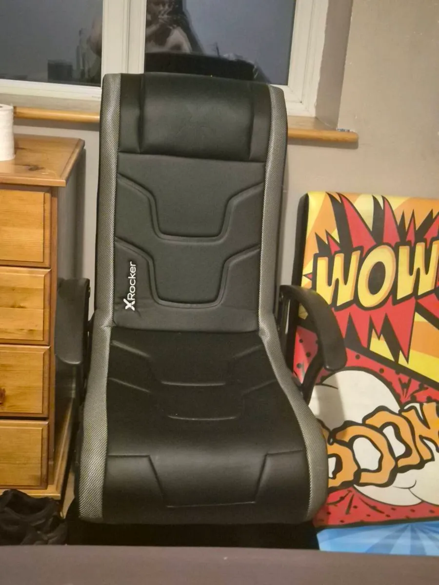 Gaming chair - Image 1