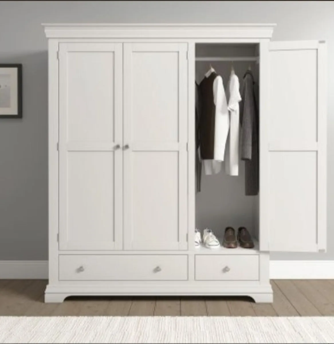 Bordeaux 3 Door Wardrobe Ivory - Image 1