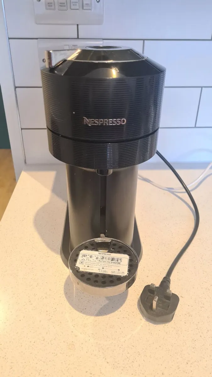 Nespresso vertuo coffee machine - Image 1