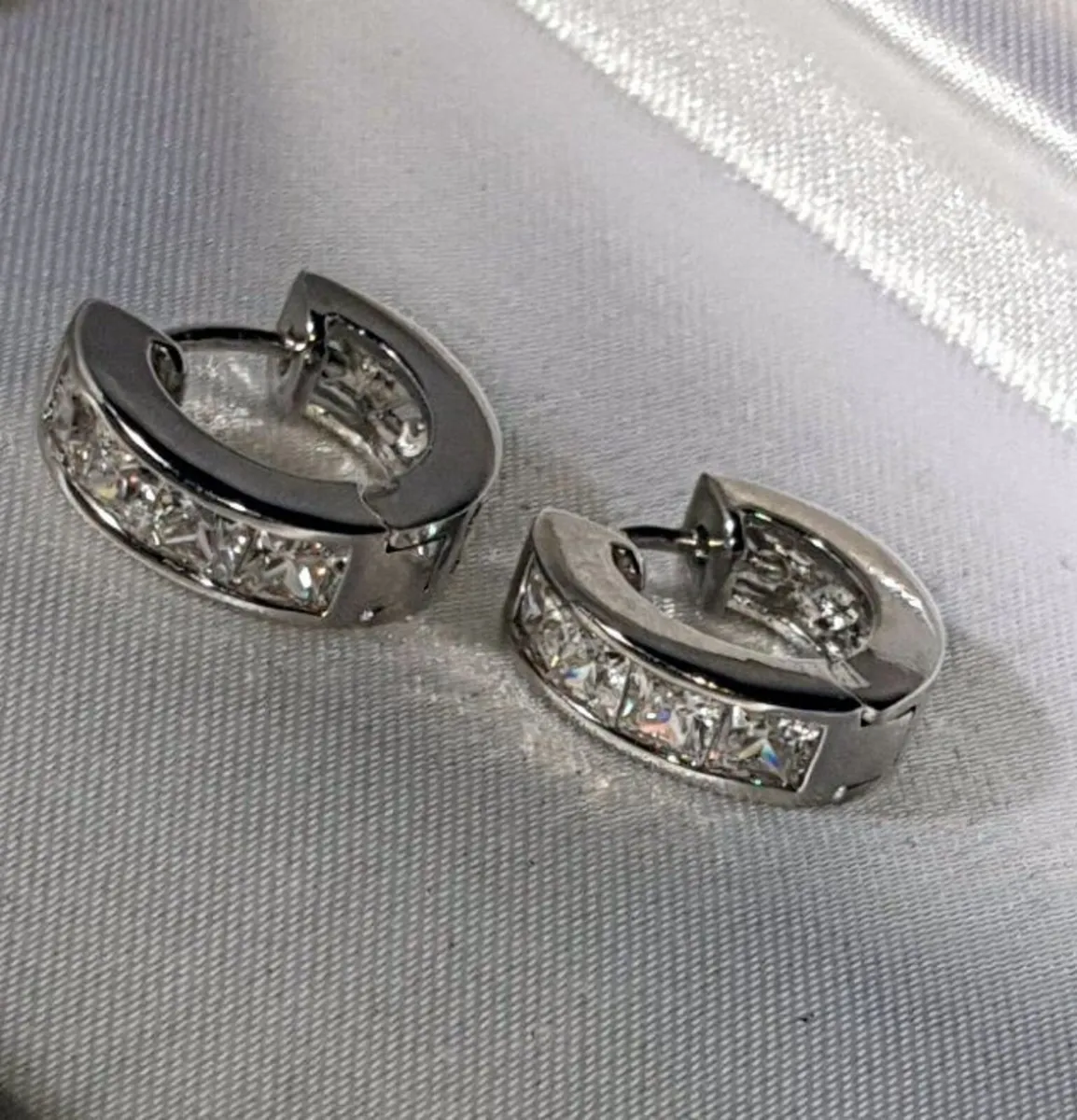 Pristine Vintage Reversible Silver Huggies - Image 2