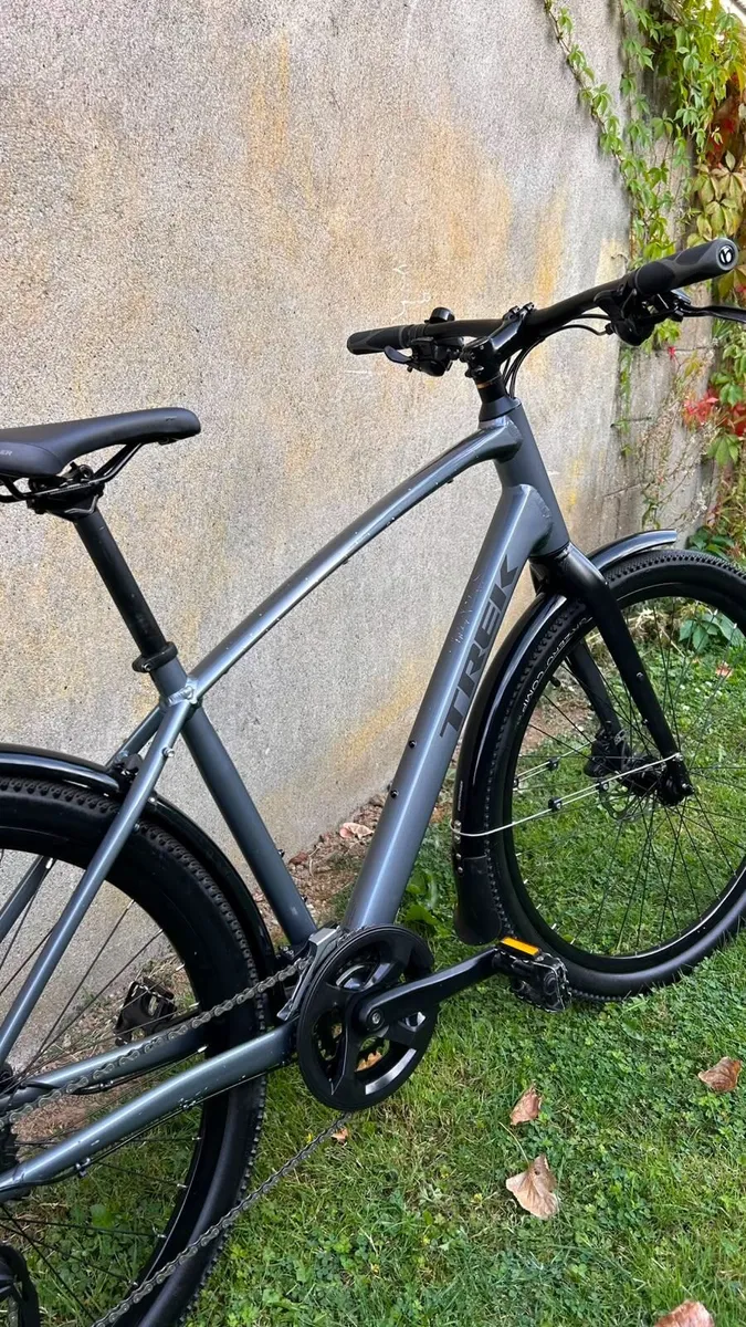 Trek Dual Sport Bike - Image 2