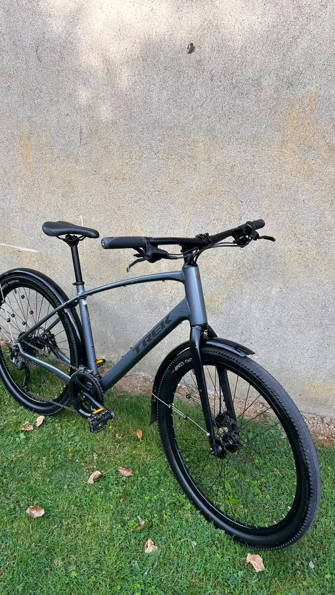 Trek Dual Sport Bike - Image 3