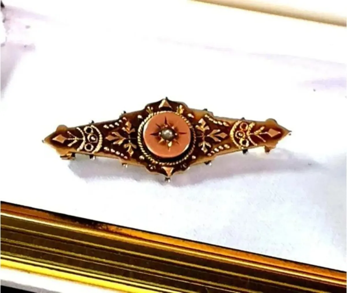 Vintage Hallmarked 9ct Gold Victorian Brooch - Image 4