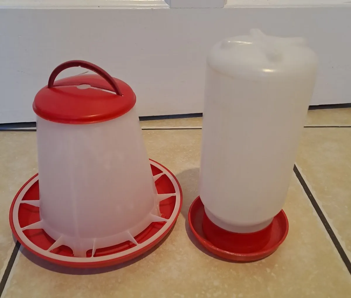 Chickens feeder and drinker - Image 3