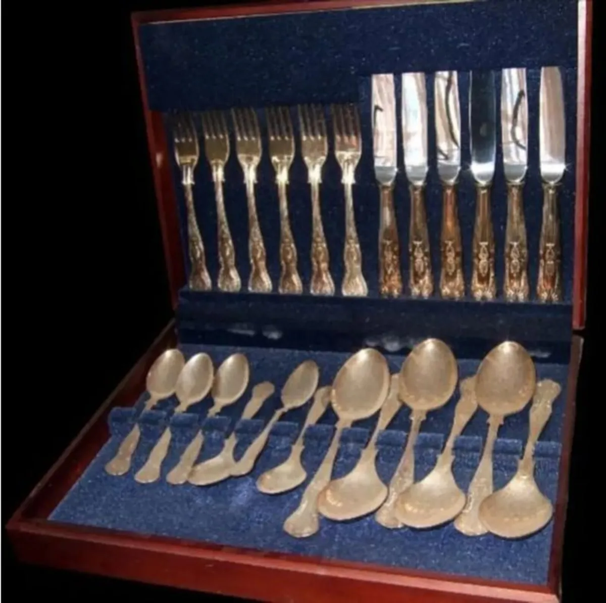 Unused Newbridge Silverware 24-Piece Cutlery Set - Image 3