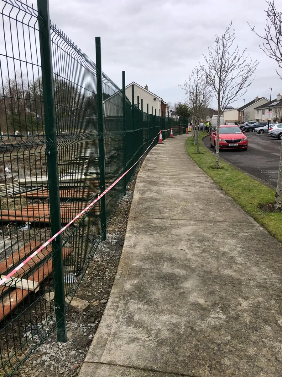 Vmesh fence, security fence, Gate - Image 3
