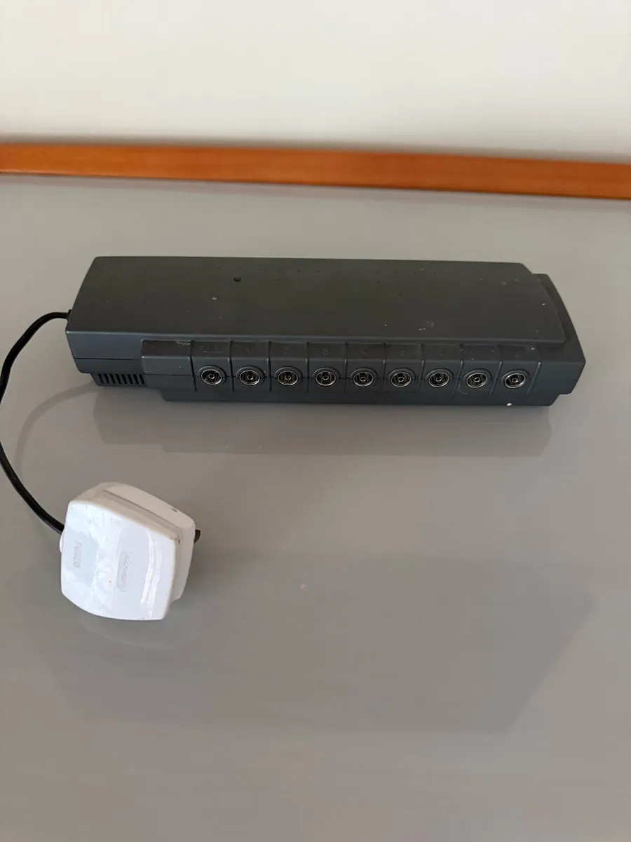 Mercury Distribution amplifier - Image 1