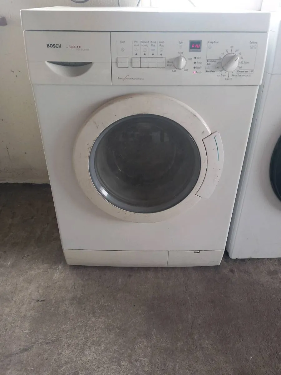 Bosch 7kg washing machine - Image 1