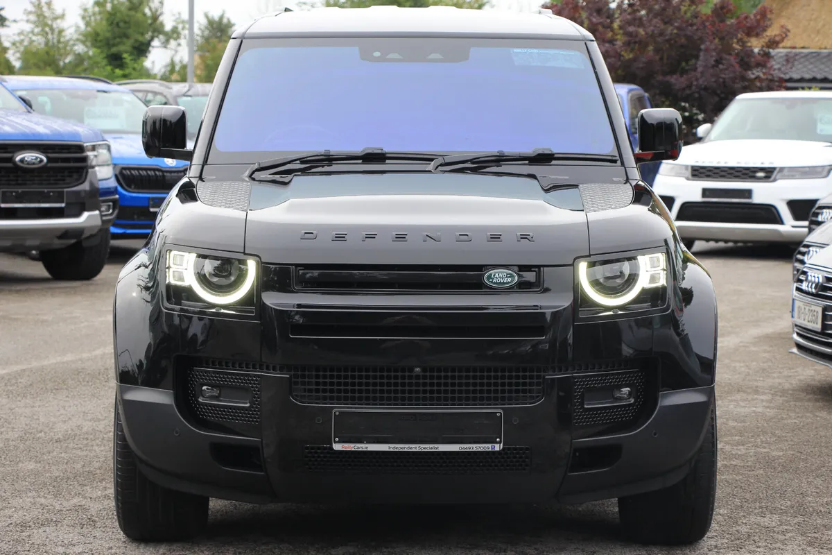 Defender 110 * D250 * 3 Seats * 1 owner *Huge spec - Image 2