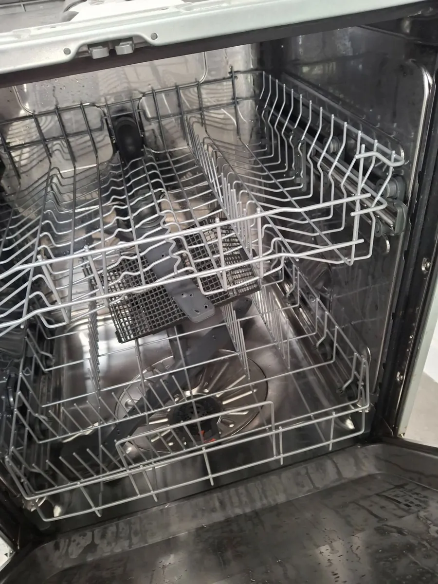 Electrolux fully integrated dishwasher - Image 1