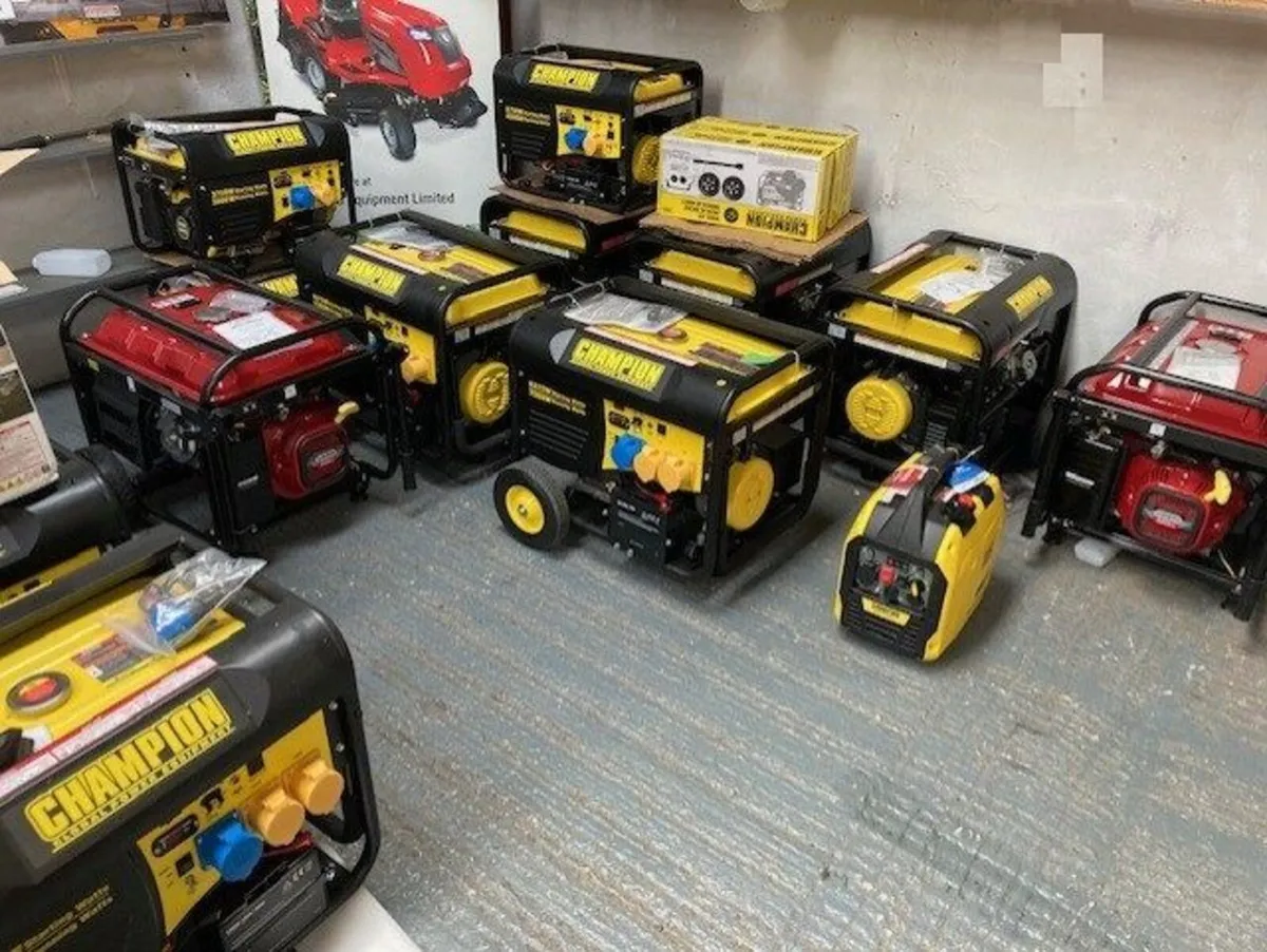 Champion CPG9000 Generator 8KW - Remote Start - Image 3