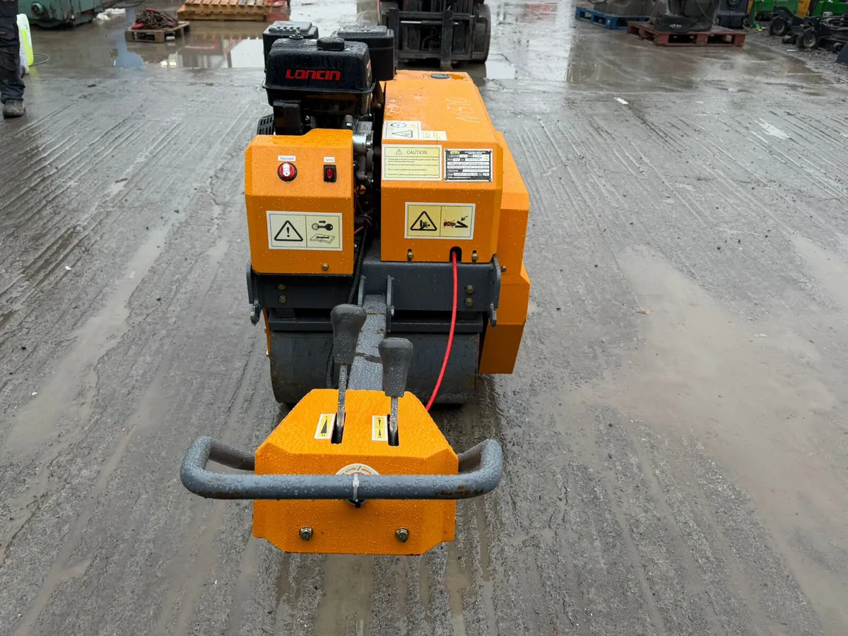 Starvox -600 TJ Double Drum Vibrating Roller - Image 3
