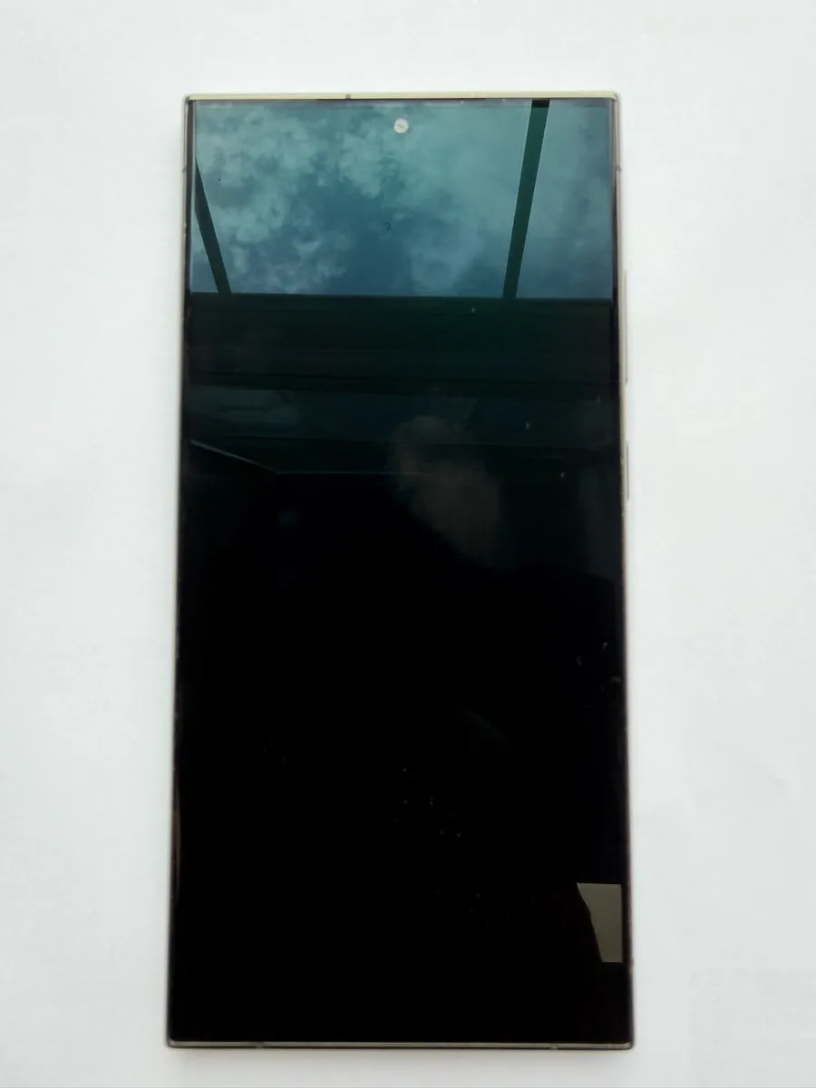 Samsung S24 Ultra 256gb unlocked - Image 1