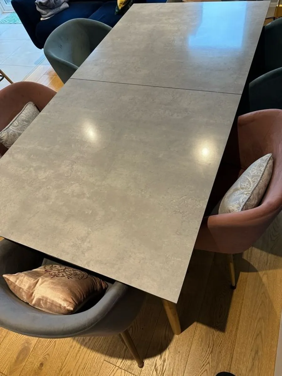 Grey kitchen table - Image 2