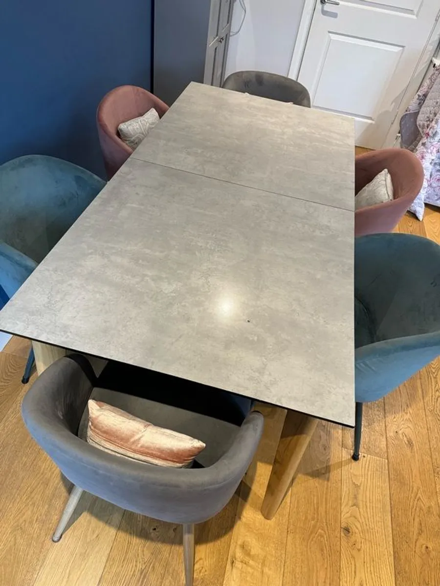 Grey kitchen table - Image 3