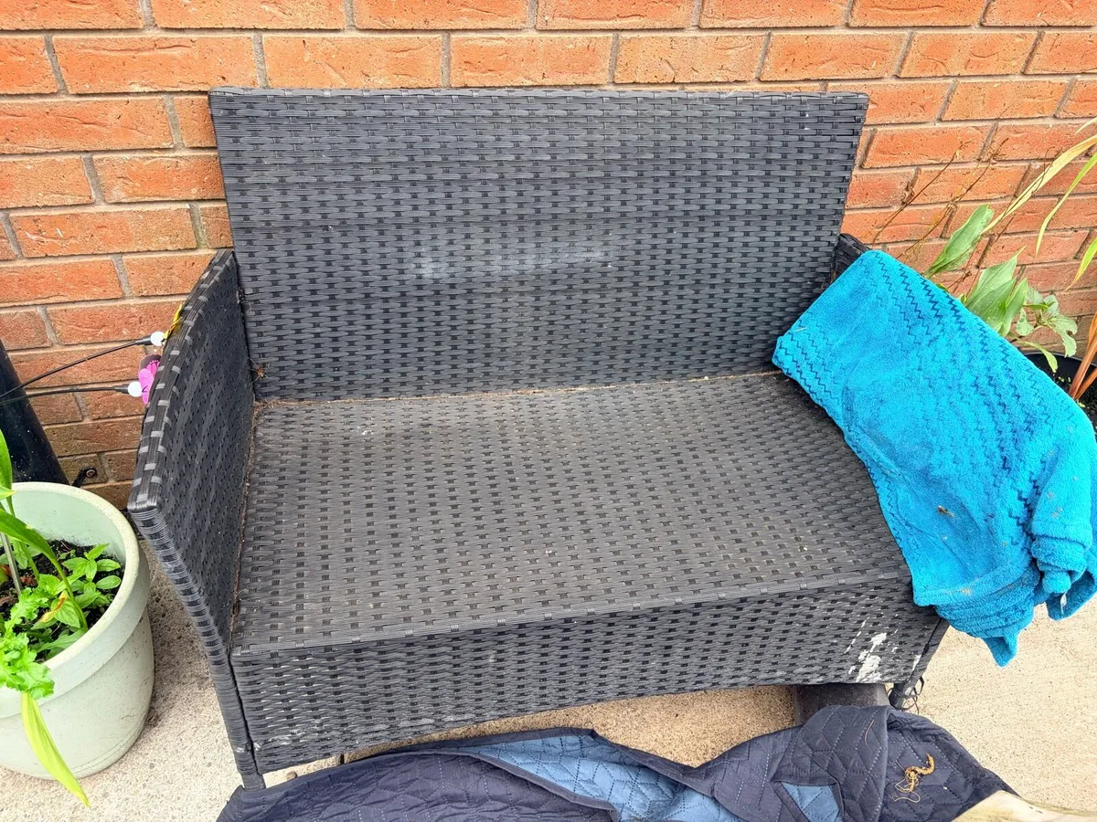 Garden furniture - Image 2