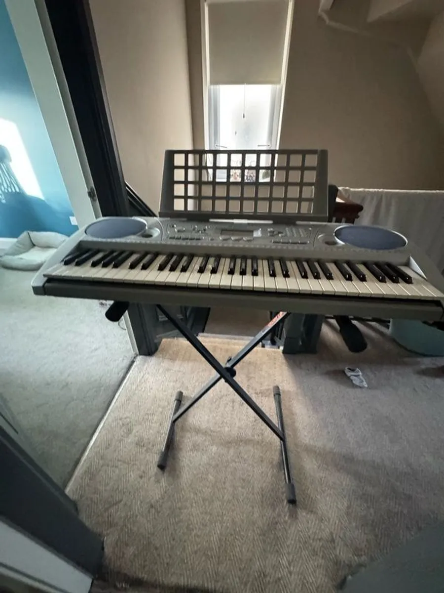 Yamaha portable electronic keyboard. - Image 1