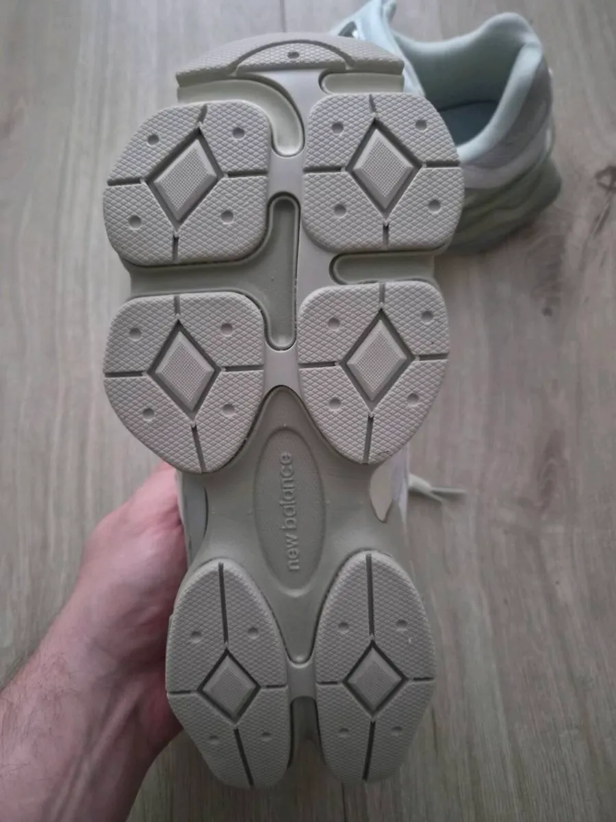 New Balance 9060 - Image 3