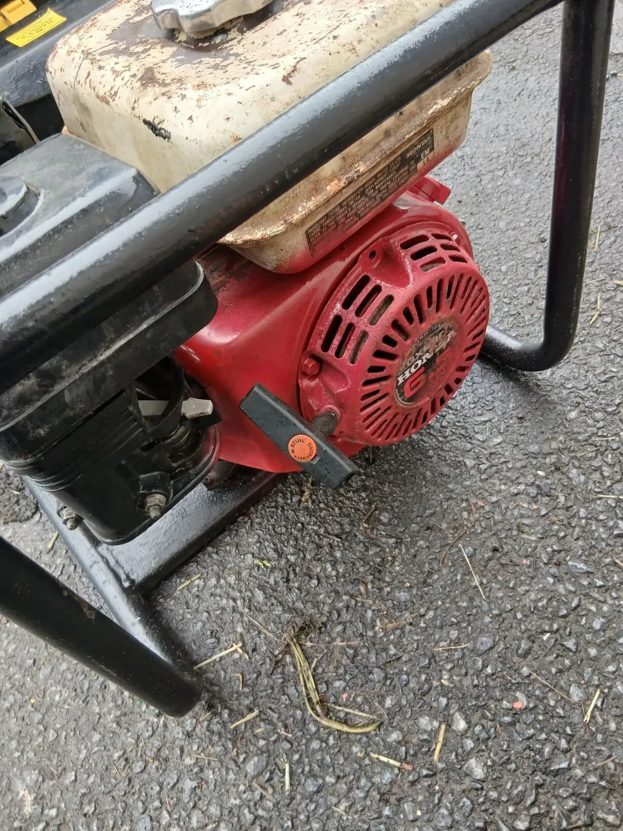 Honda stephill generator working 100-percent - Image 4