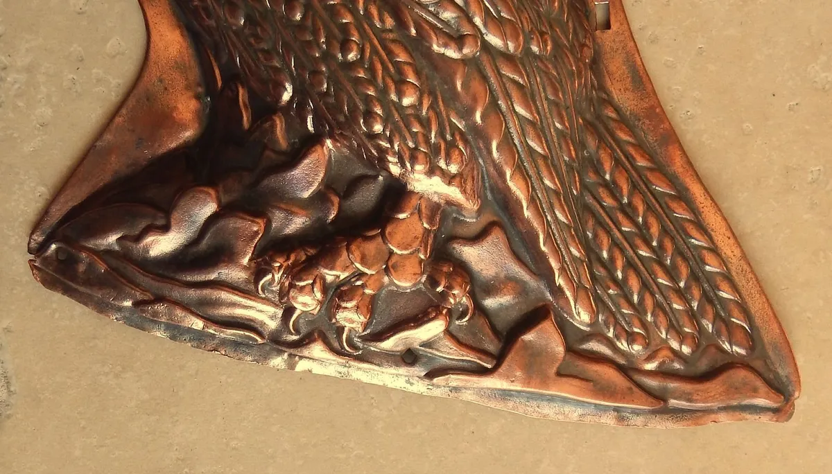 Vintage Detailed Eagle Copper Mould - Image 4