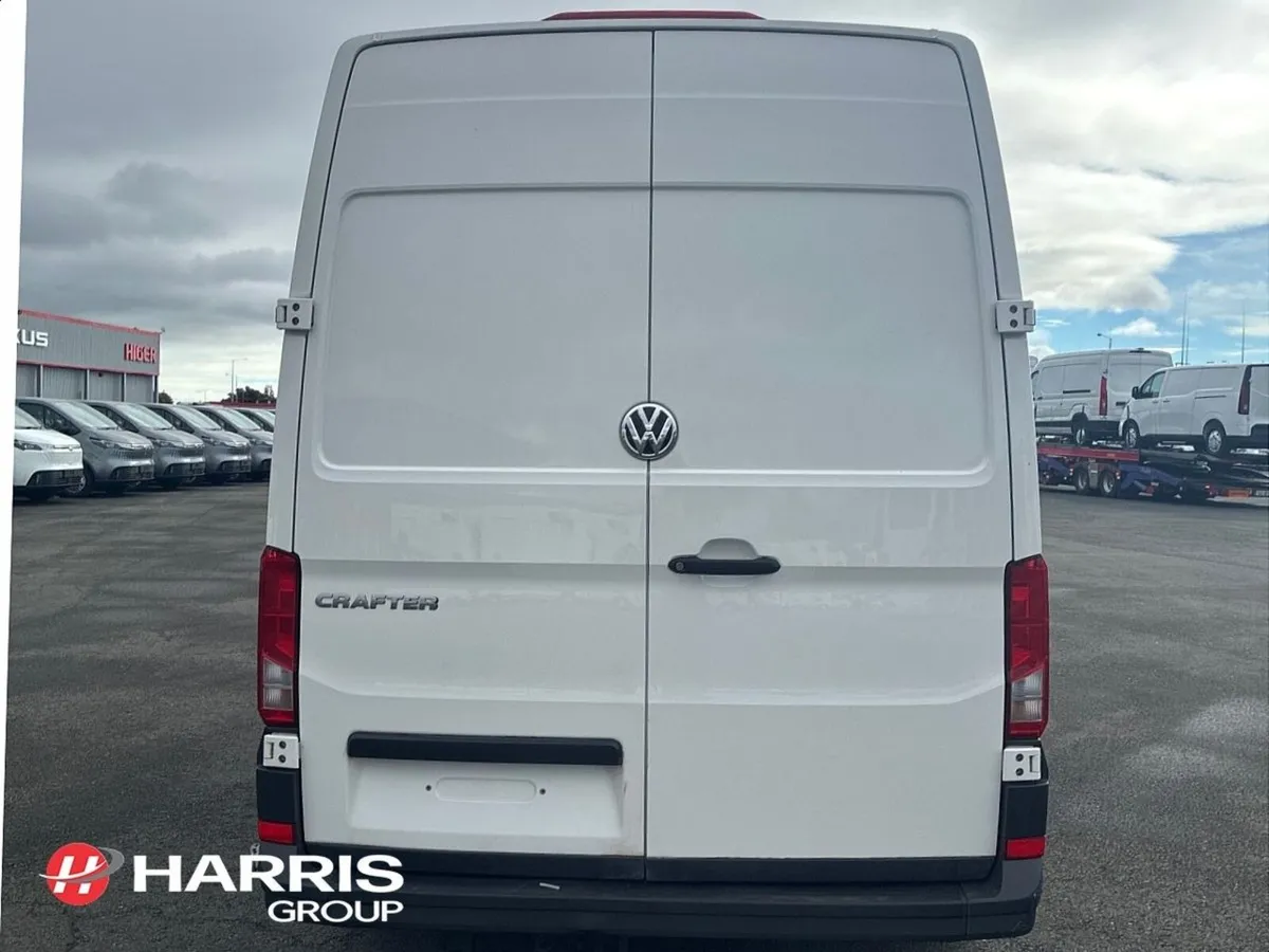 Volkswagen Crafter START LWB 140BHP WITH TAIL LIFT - Image 4