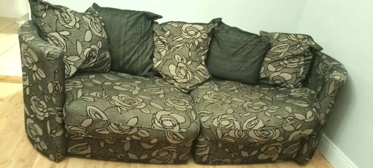 Couch - Image 1