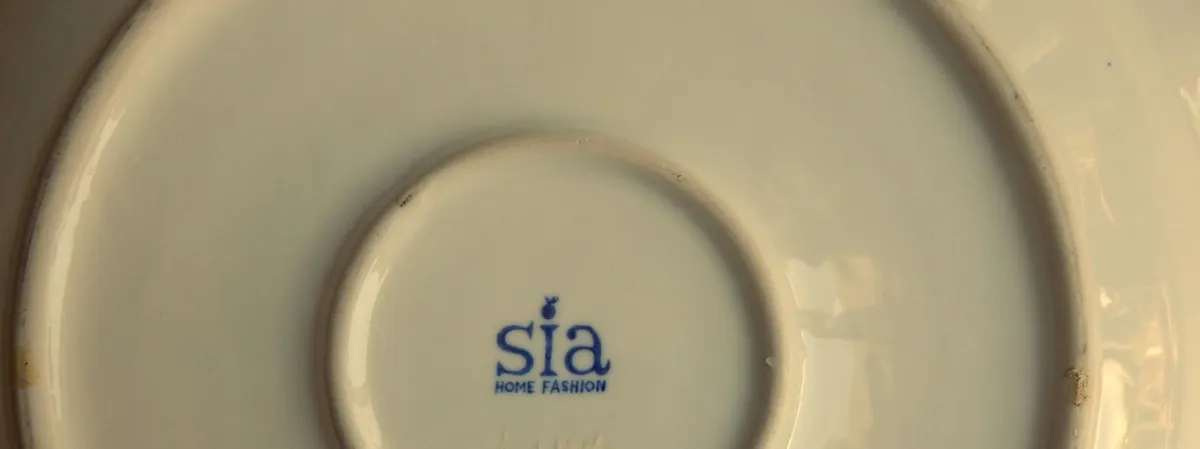 Large Sia Home Fashion Porcelain Charger Plate - Image 4