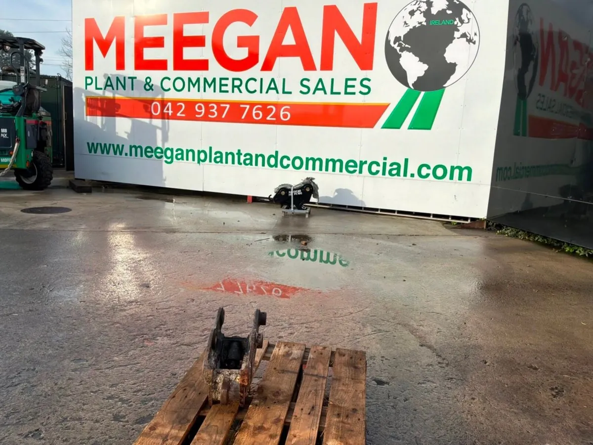 Mini digger manual Quick hitch.....40mm pins...... - Image 3