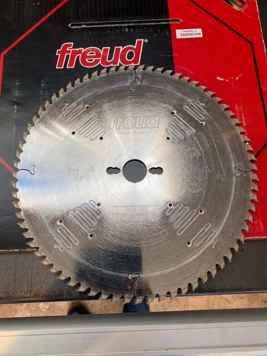 Table Saw - Image 2