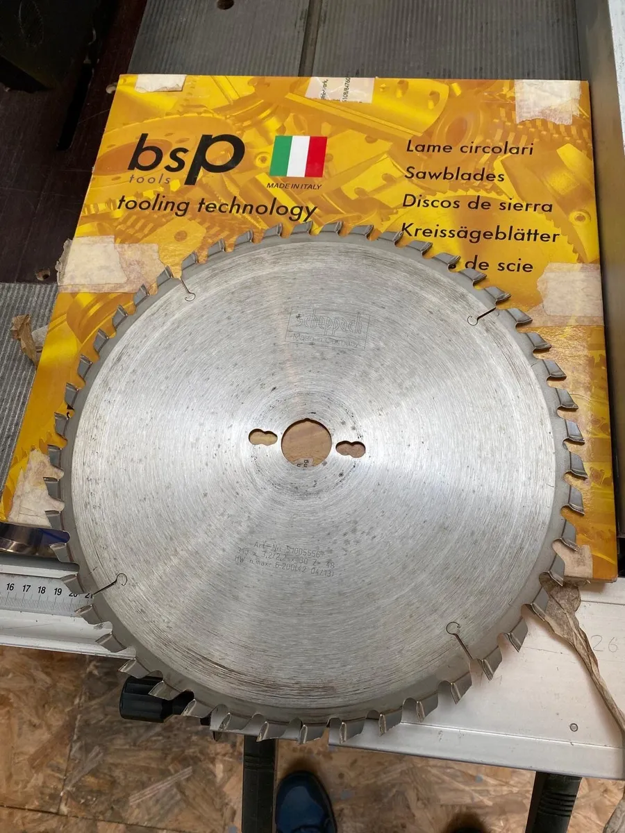 Table Saw - Image 4