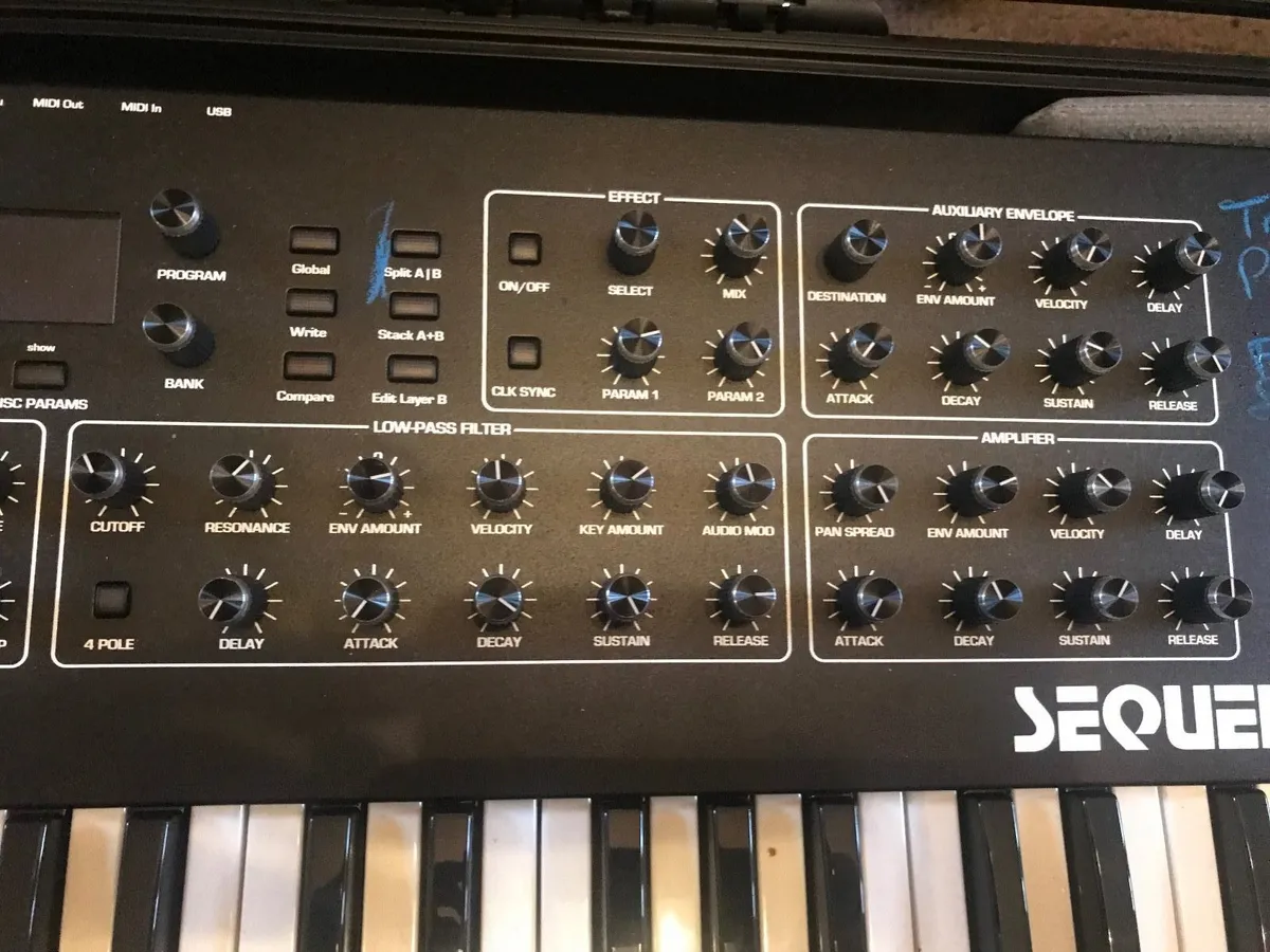 Prophet Rev 2 8/16 Polyphonic Synthesizer - Image 3