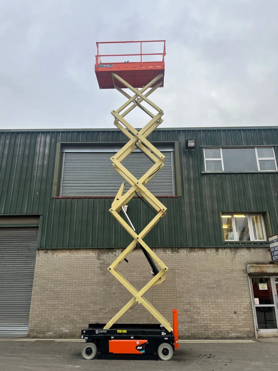 New JLG ES4046 Electric Scissor Lifts - Image 4