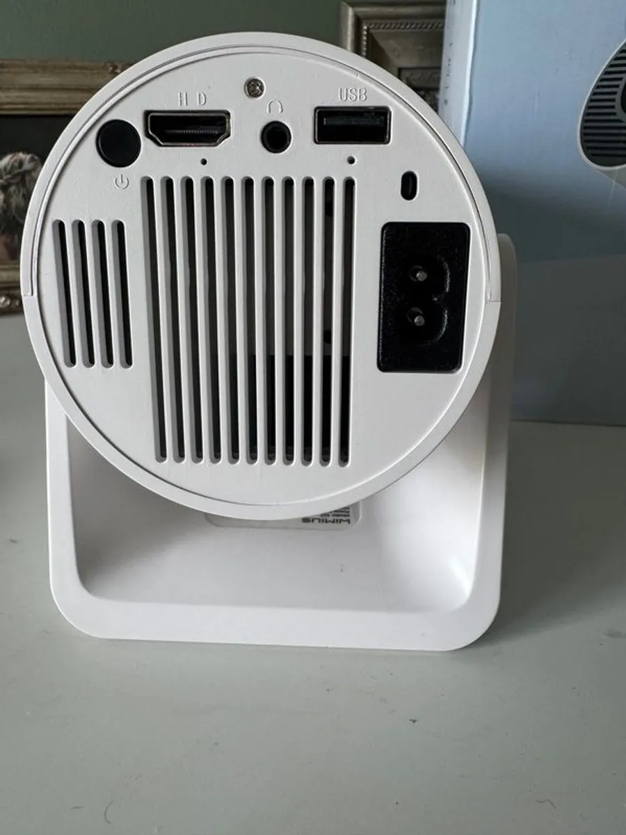 Complete Smart Projector Setup / WiMiUS S27 Portable Projector + Google TV Chromecast - Image 4