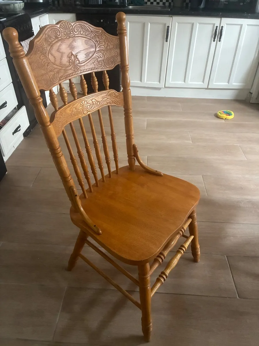 Dining table and chairs - Image 2