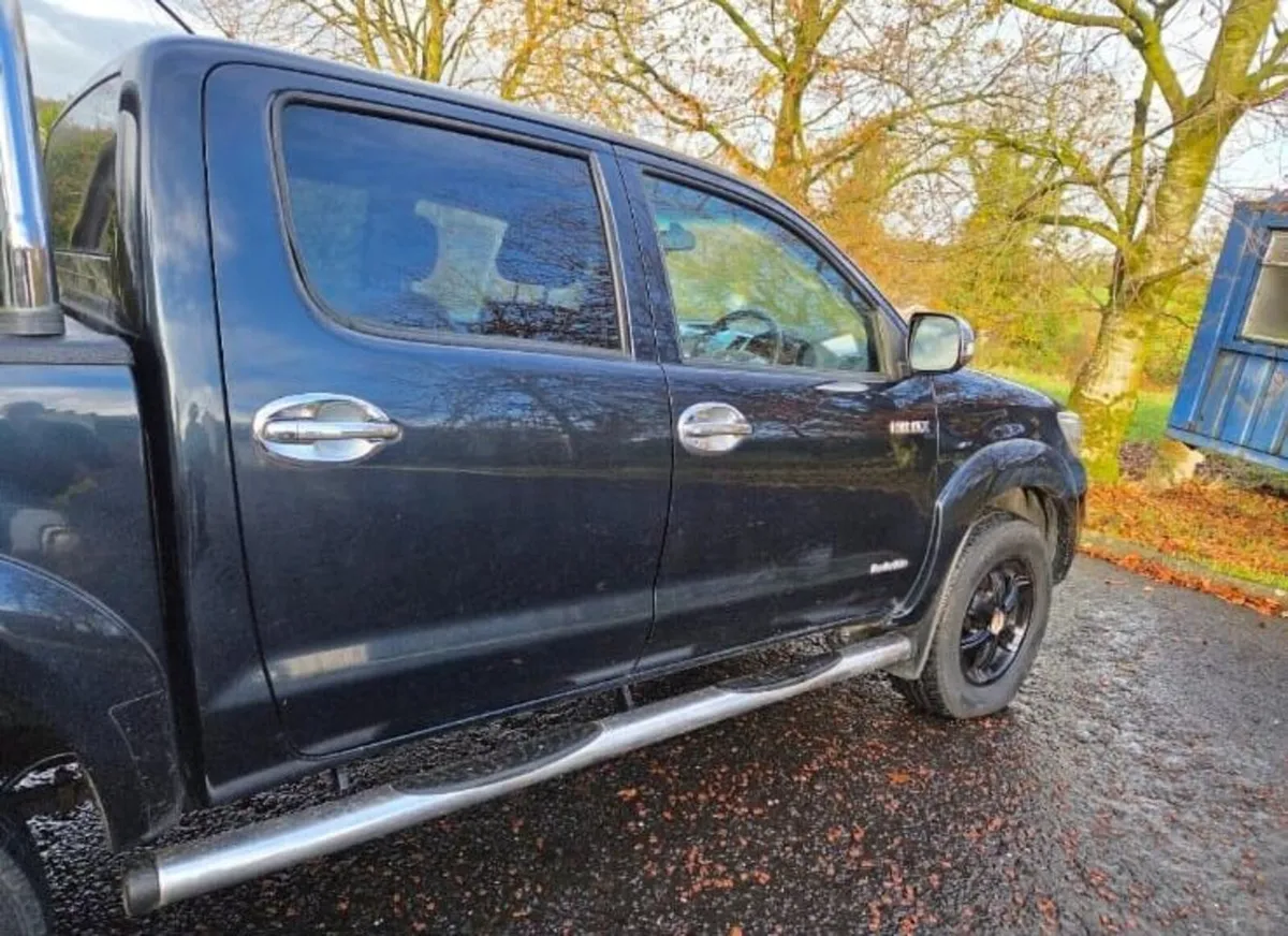 Toyota Hilux Invincible X 2015 - Image 1