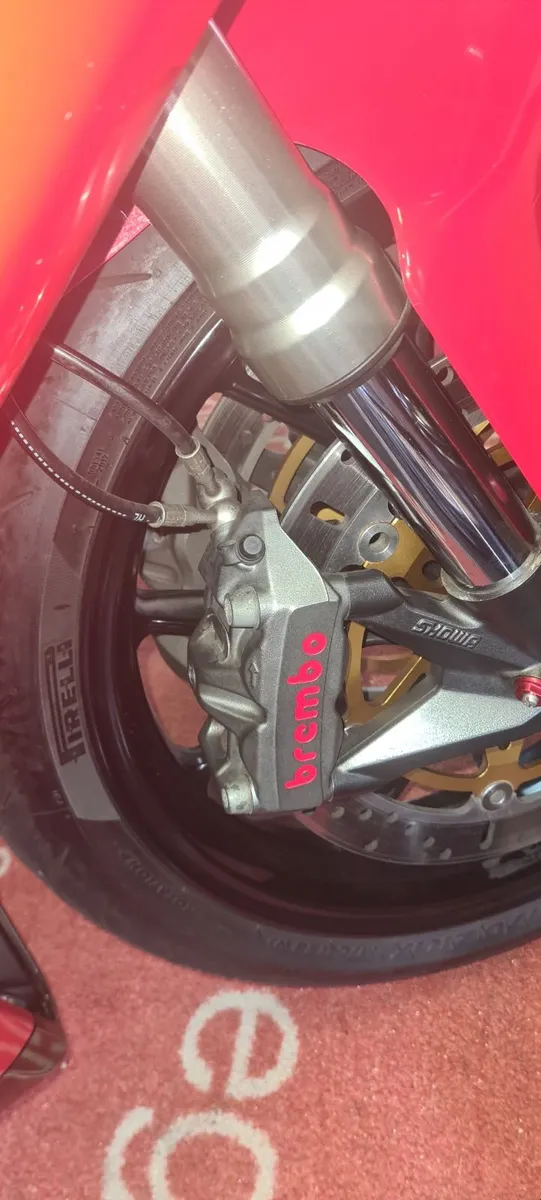 Ducati 848 evo - Image 4