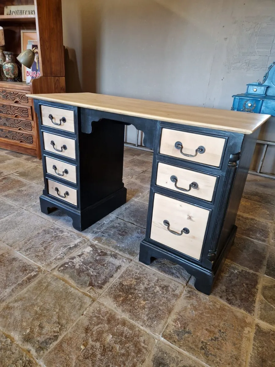 Vintage pine desk - Image 4